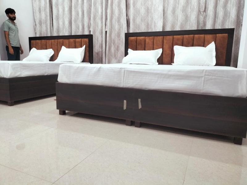 jp hotel and restorent - image 2