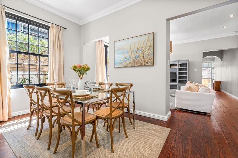Bellevue House - image 11