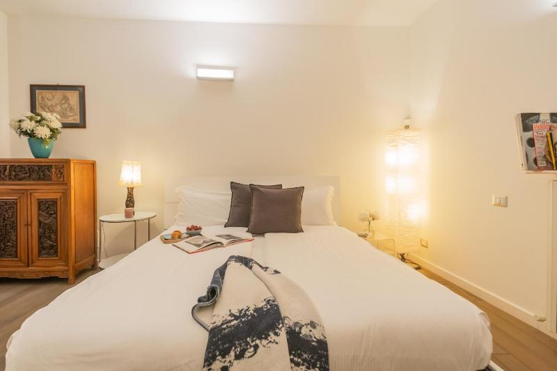 Residenza Art Design in Como by Rent All Como - image 6