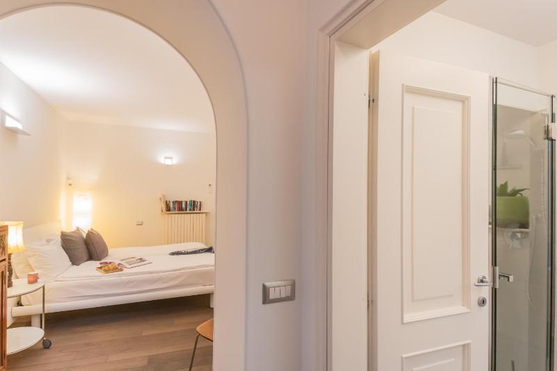 Residenza Art Design in Como by Rent All Como - image 11