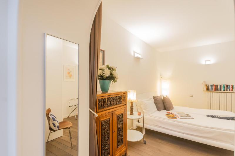 Residenza Art Design in Como by Rent All Como - image 28
