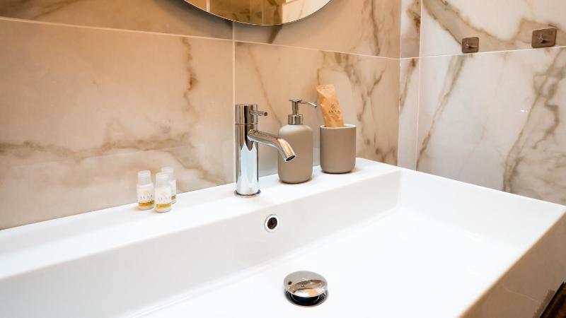 OxArt Suite Milano – Design a due passi da Loreto - image 10