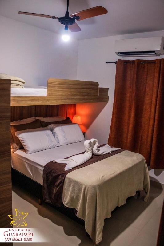 CONFORTO IMBATIVEL - 25 metros do MAR - 2 Quartos com AR CONDICIONADOS SPLIT Air Fryer WI-FI Disney Plus Star Plus HBO Max Cadeiras de Praia e Caixa Térmica - 8 pessoas com Muito Conforto - Melhor Localização! - image 4