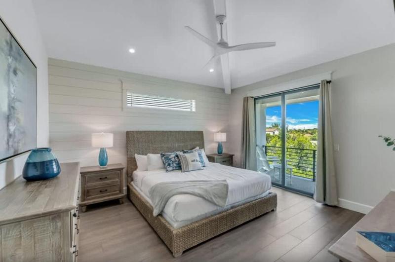 Summer Shores Estate - image 13