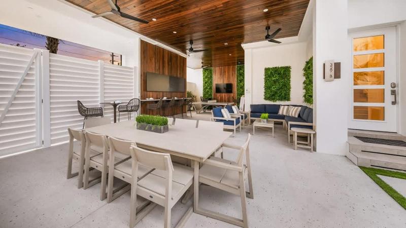 Top Deck Estate - image 16