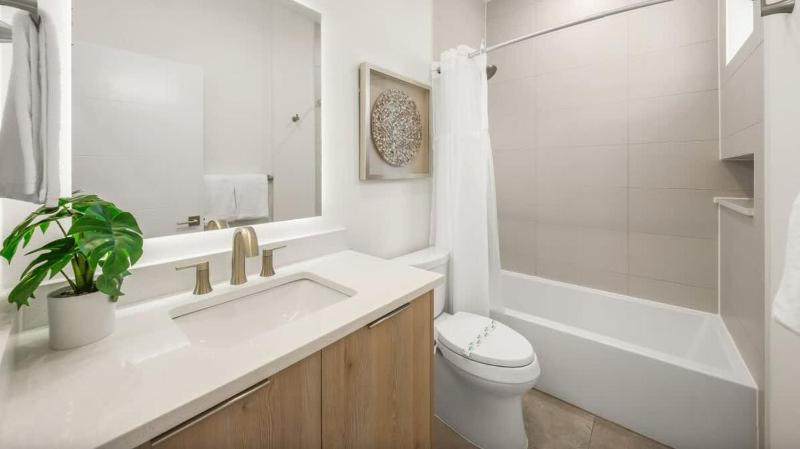 Top Deck Estate - image 50