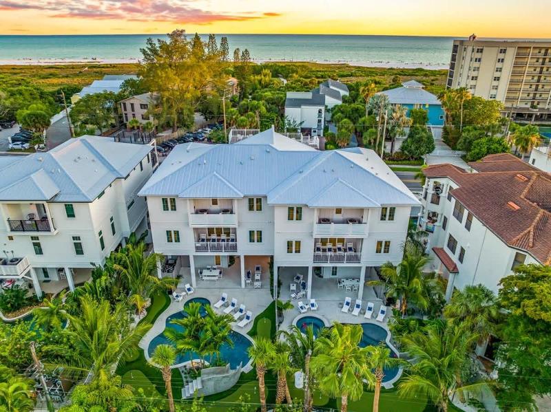 Gulfside Green Estate - image 2