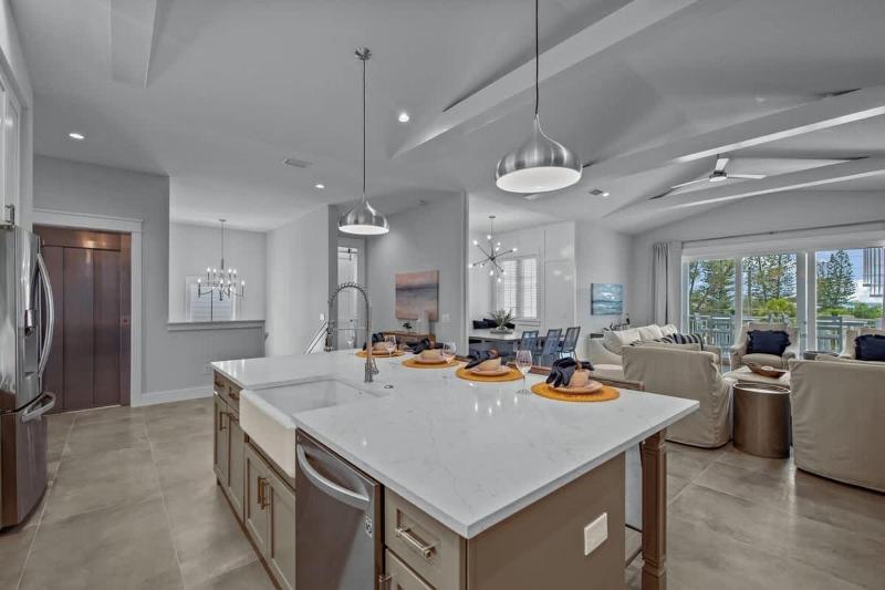 Gulfside Green Estate - image 25