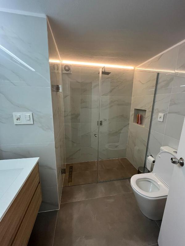 apartamento a estrenar frente al mar - image 25