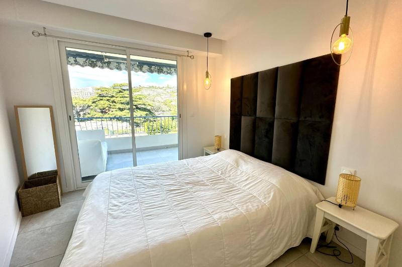 Cozy apartment with terrace in Cannes - image 13