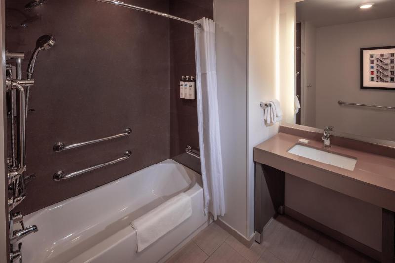 Hyatt House Seattle Downtown - image 7