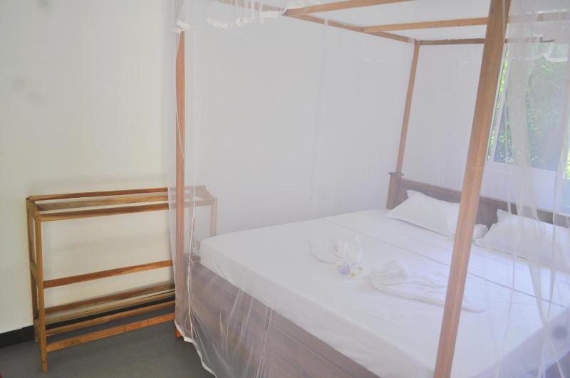 Sunny's Hide Out - image 5