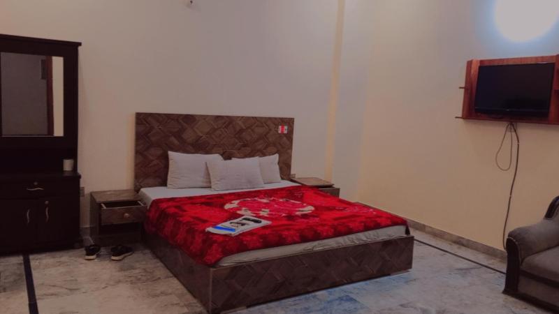 Hotel Crown Plaza Near Karachi Airport Darul sehat Hospital Dow Agha khan and Liaqat Hospital - image 14