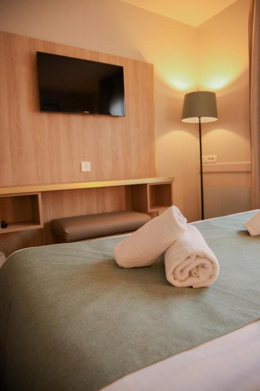 LE M HOTEL & SPA HONFLEUR - image 44