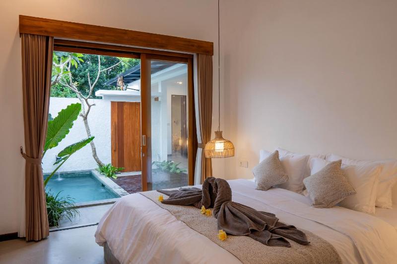 2BR Private Pool Tropical Style Near Sanur & Ubud - image 15