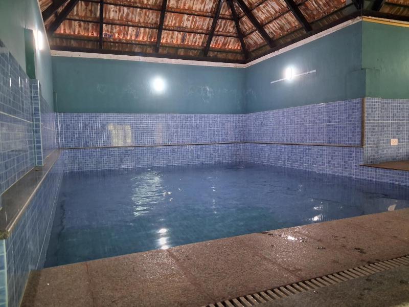 Splendro Holidays 4 Bedroom Private Pool Villa - image 12