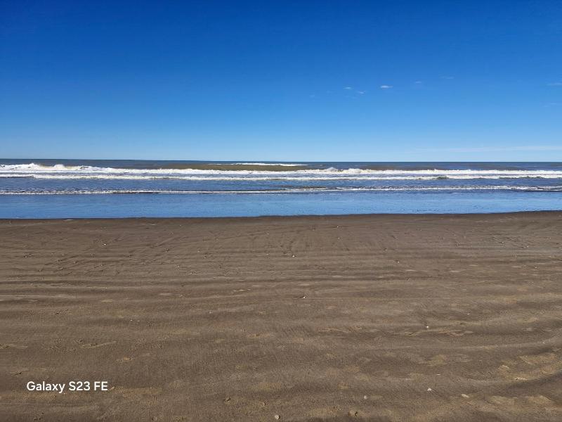 Confort Playa Pinamar Centro SOLO ALQUILO A FAMILAS - image 11