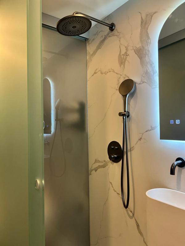 The Hyve Budget Hotel Rotterdam - image 11