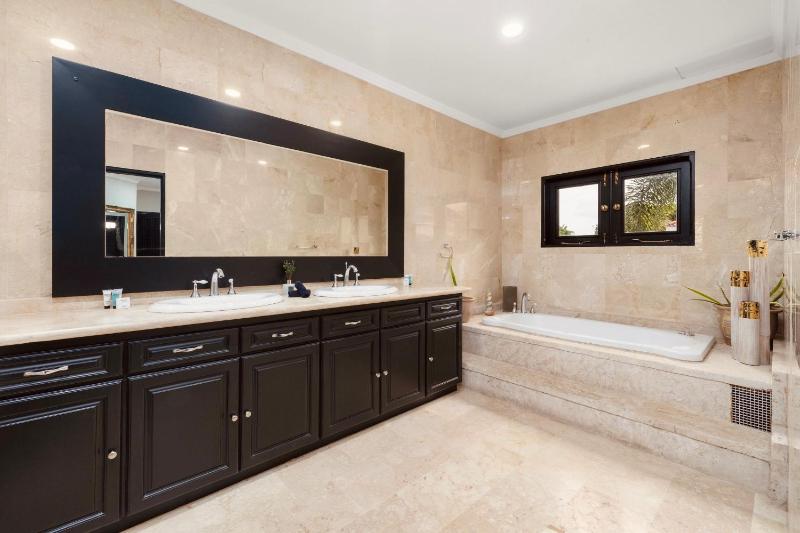 5BR Family Bed Pool Villa Serene Grace By Bocobay - image 33