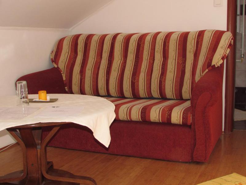 Apartment (1 Adult) image 2