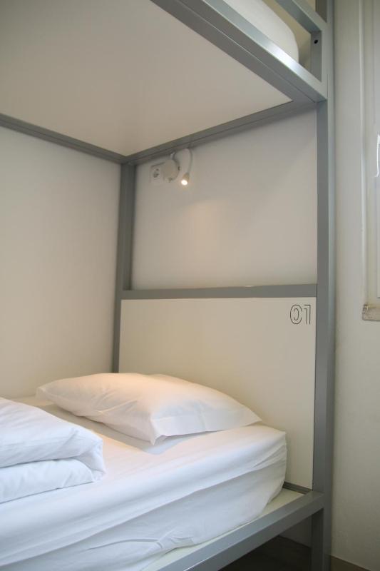 Male Quadruple Room with Shared Bathroom image 4