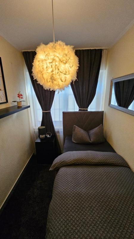 SOHO Private Zimmer & Rooms Im Herzen der Altstadt - image 10