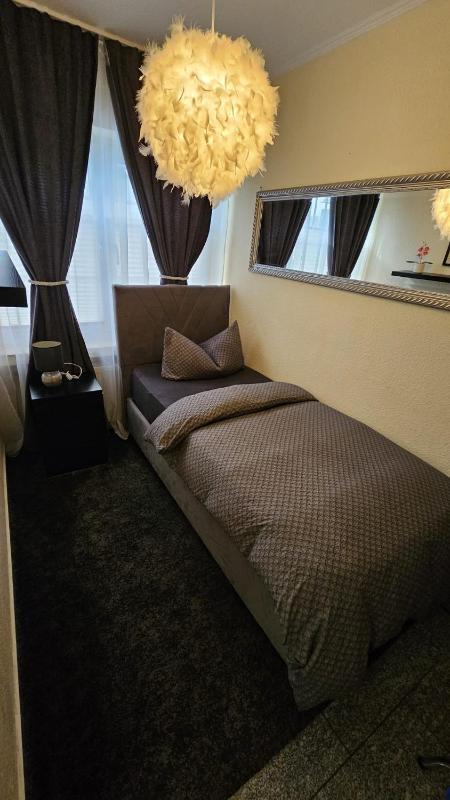 SOHO Private Zimmer & Rooms Im Herzen der Altstadt - image 12