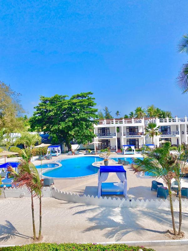 Protels La Plage Resort - image 11