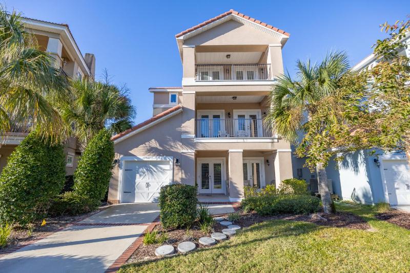 Arborgate Sunkissed Seahorse At 13987 Hanging Branch Way By Pkrm - image 29