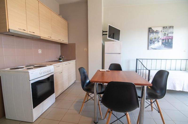 Voula Apartments - image 15