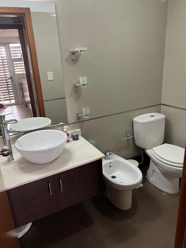 Moderno Apartamento a metros de la playa brava - image 11