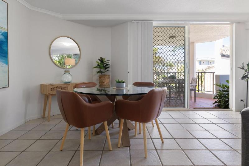 4 Parkshores Coastal Retreat Close to Beach Private Outdoor Spaces - image 14