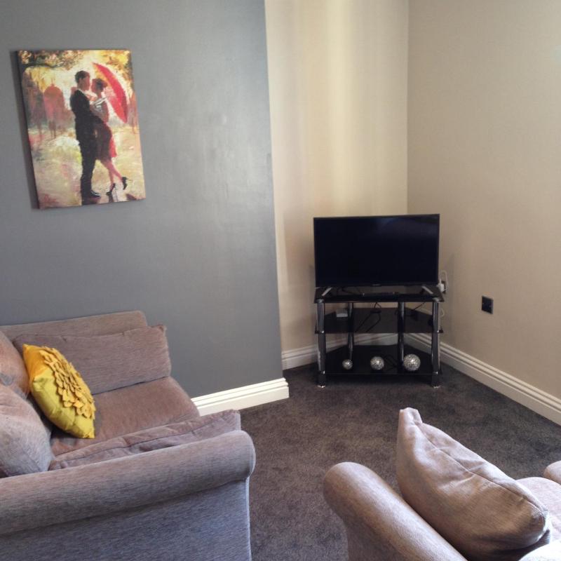 Two-Bedroom Apartment image 3