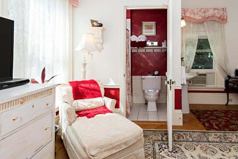 Duchess Room image 2