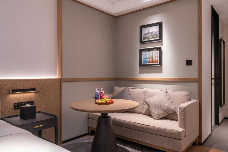 Manxin Hotel Wuhan Jianghan Road Pedestrian Street - image 23