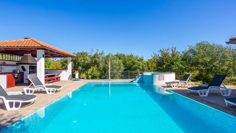 Villa Grande heated pool&whirpool&sauna&pet friendly Krk - image 28