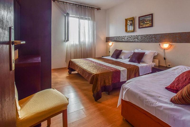 Apartments Derado - image 2