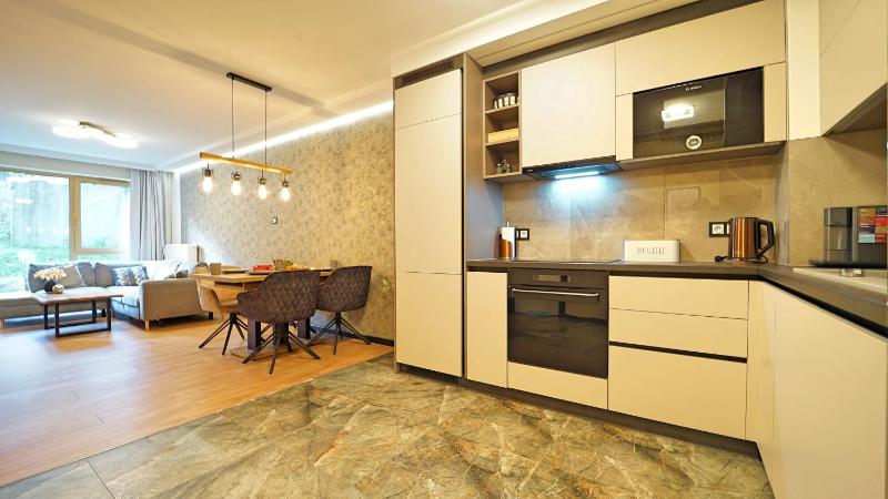 Apartamenty EverySky Kilińskiego 17C - image 22