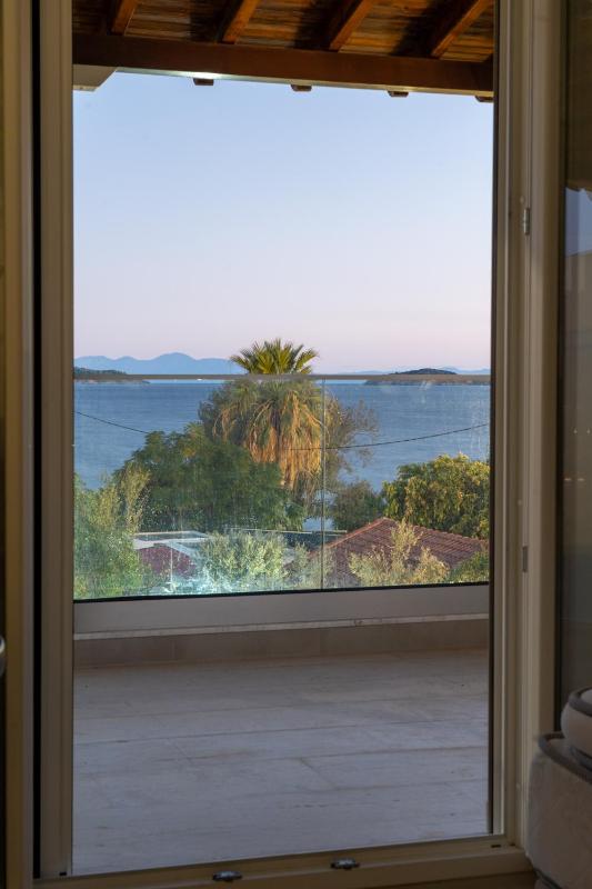 Roula's house on the beach - image 22