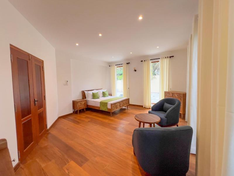 Tao Beach Villa in Talpe Galle - image 5