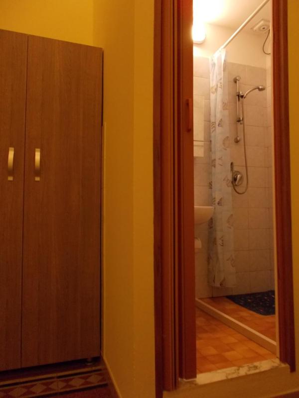 Triple Room with Private Bathroom image 2