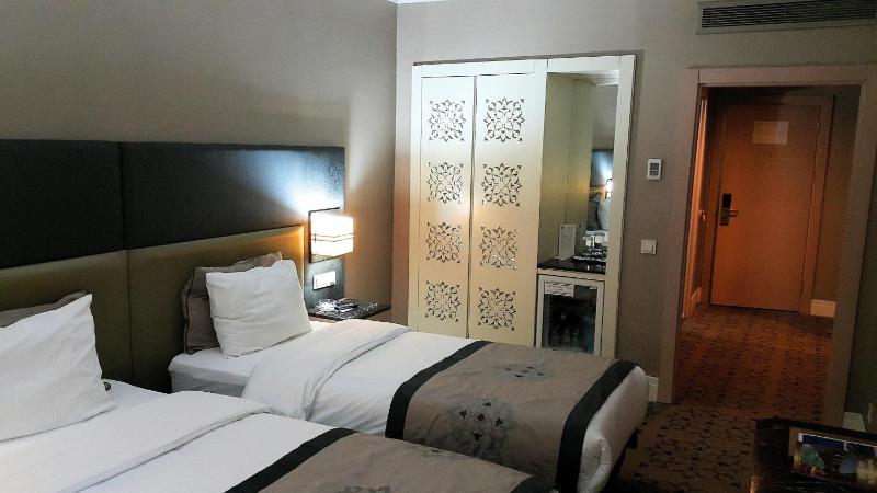 Budget Single Room image 3