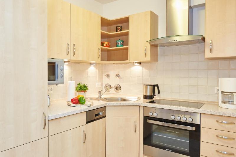 One-Bedroom Apartment image 3
