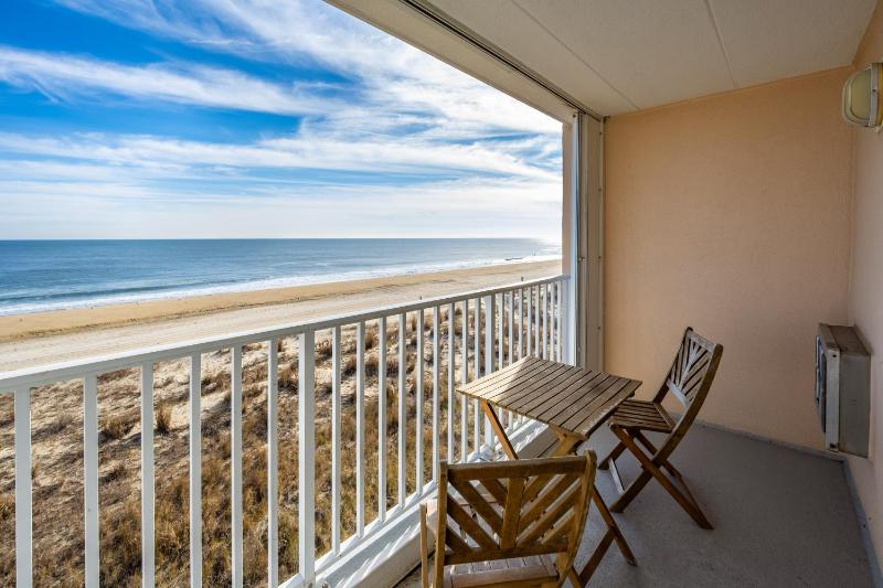 Barefoot Country 404 - Serenity Now - image 10