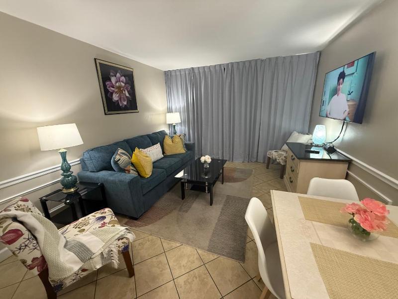 Camelot By The Sea Ocean Front Condo - image 13