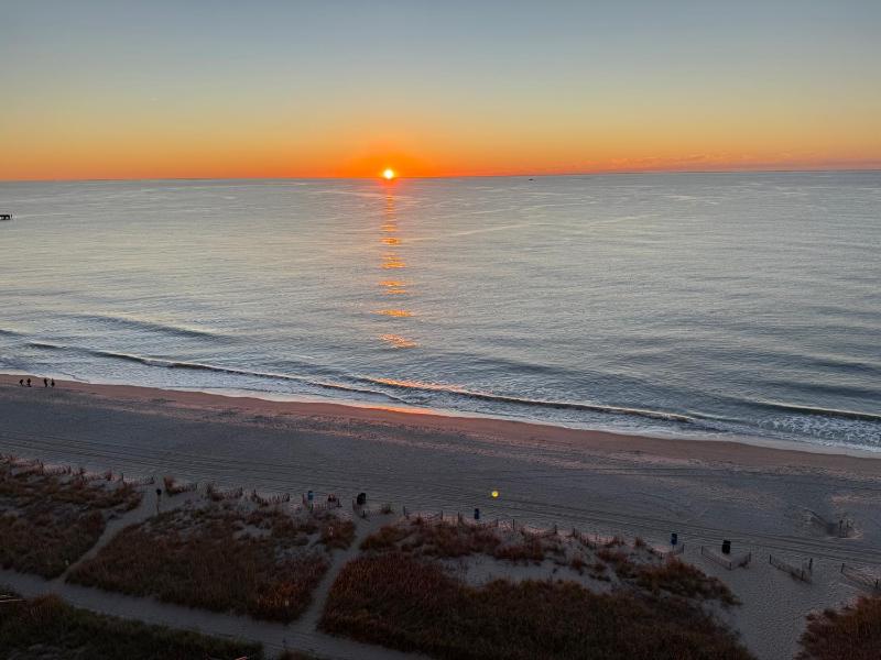 Camelot By The Sea Ocean Front Condo - image 18