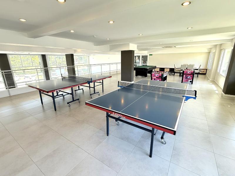 Departamento con Pileta Climatizada y Cochera en Pinamar - image 4