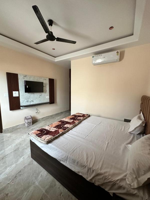 Hotel Kingdom - 3 minutes From Golden Temple - image 13