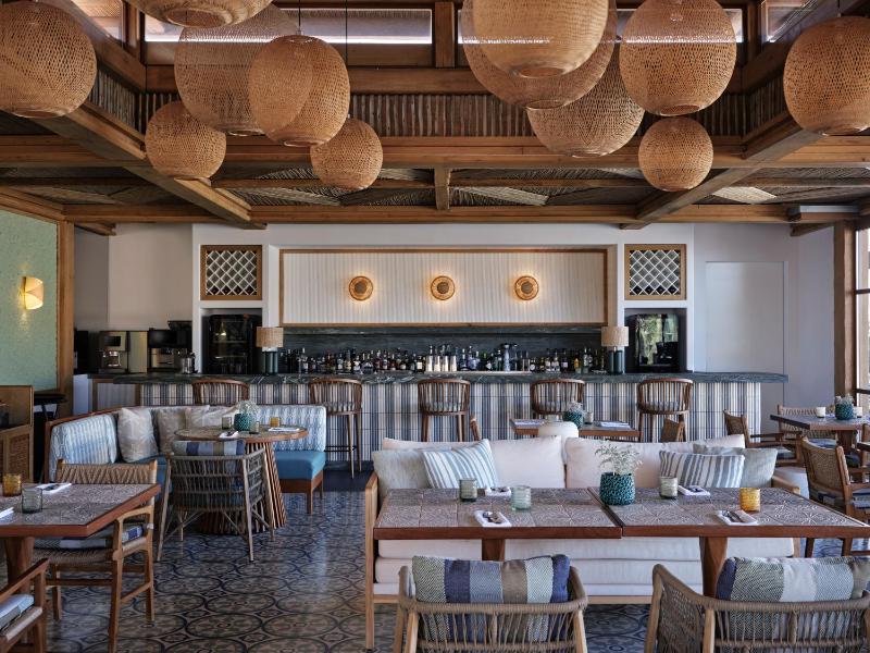 Myconian Sunrise Relais & Chateaux Hotel - image 5