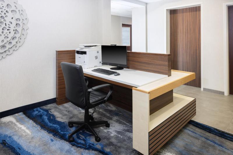Fairfield Inn & Suites by Marriott Jacksonville Airport - image 36